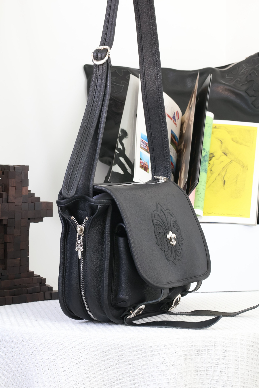 Chrome Hearts Soft Shoulder Tiny/B Fleur-de-Lis 크롬하츠 소프트 숄더 타이니 B 백합 문양 크로스백 9