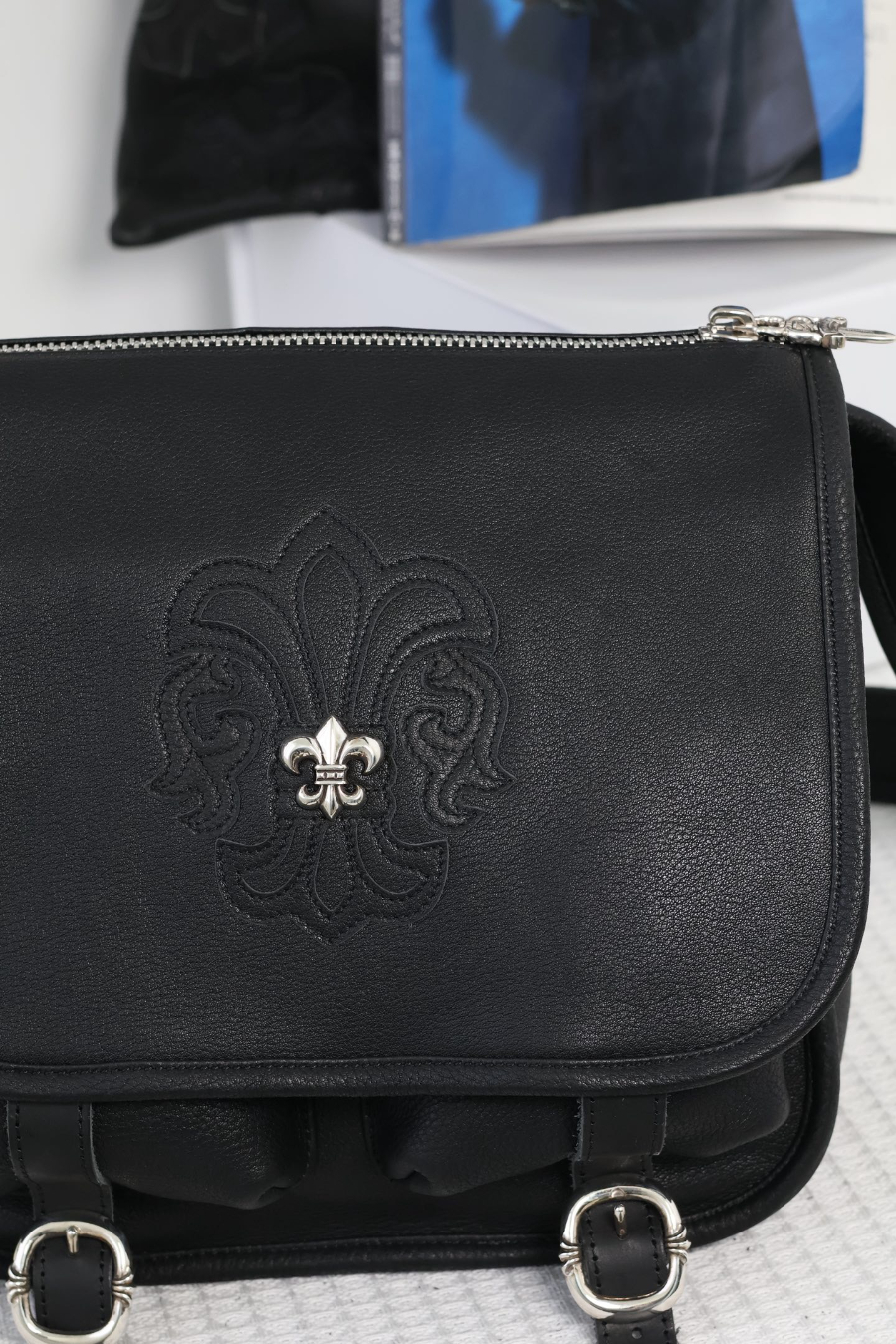 Chrome Hearts Soft Shoulder Tiny/B Fleur-de-Lis 크롬하츠 소프트 숄더 타이니 B 백합 문양 크로스백 19