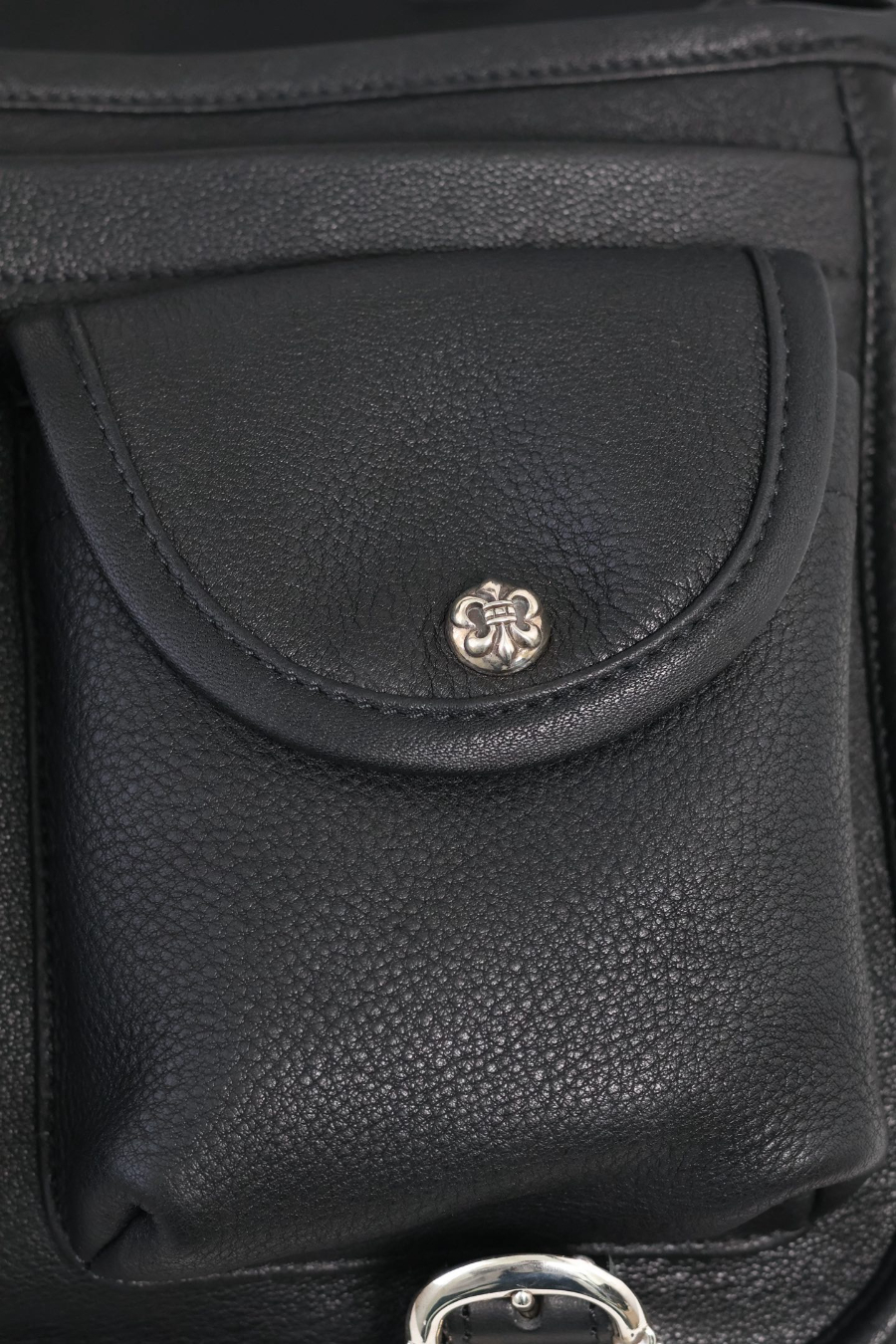 Chrome Hearts Soft Shoulder Tiny/B Fleur-de-Lis 크롬하츠 소프트 숄더 타이니 B 백합 문양 크로스백 26