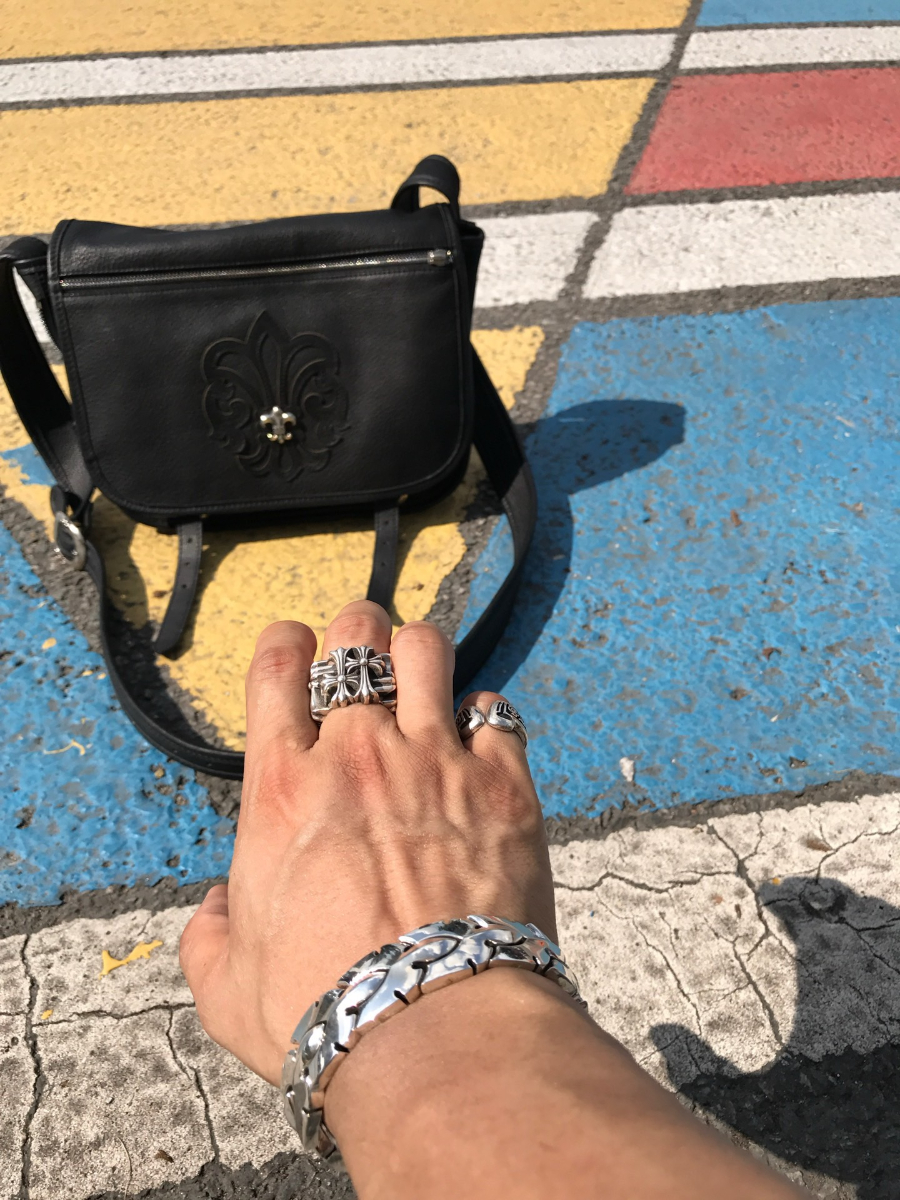 Chrome Hearts Soft Shoulder Tiny/B Fleur-de-Lis 크롬하츠 소프트 숄더 타이니 B 백합 문양 크로스백 31