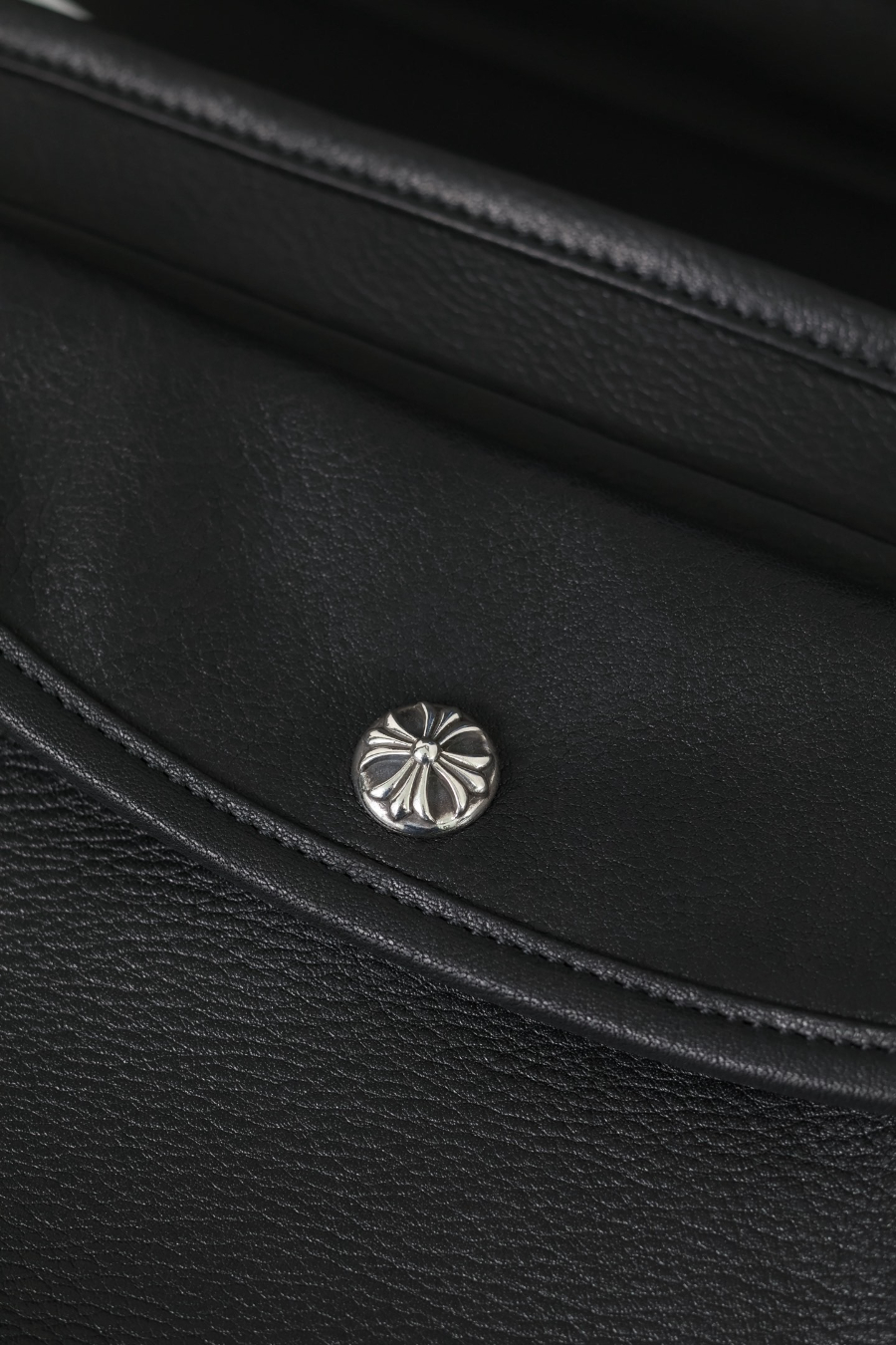 Chrome Hearts Vintage Cross Rack Shoulder Bag 크롬하츠 빈티지 십자가 랙 플랩 숄더백 27