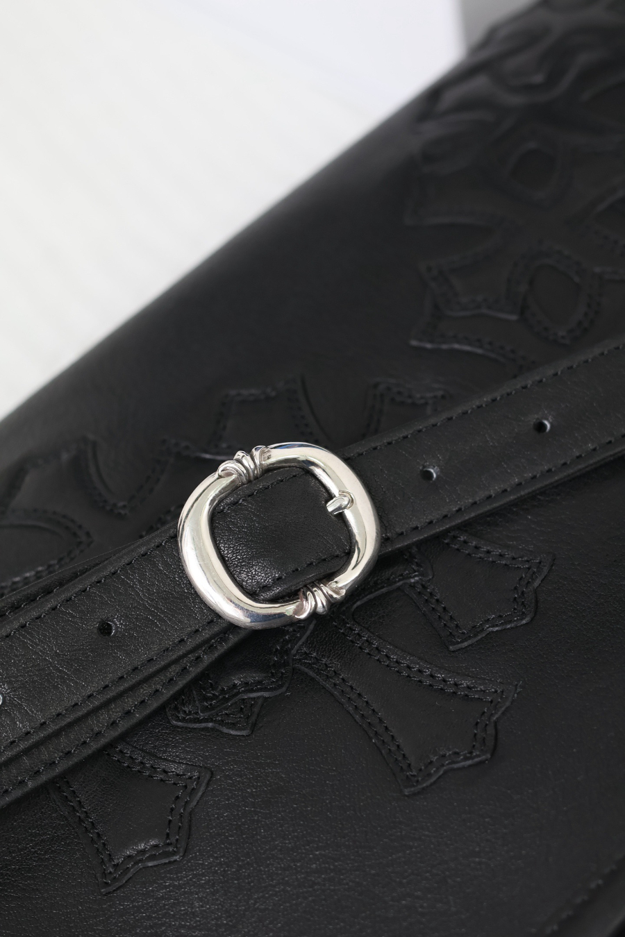 Chrome Hearts Vintage Cross Rack Shoulder Bag 크롬하츠 빈티지 십자가 랙 플랩 숄더백 31