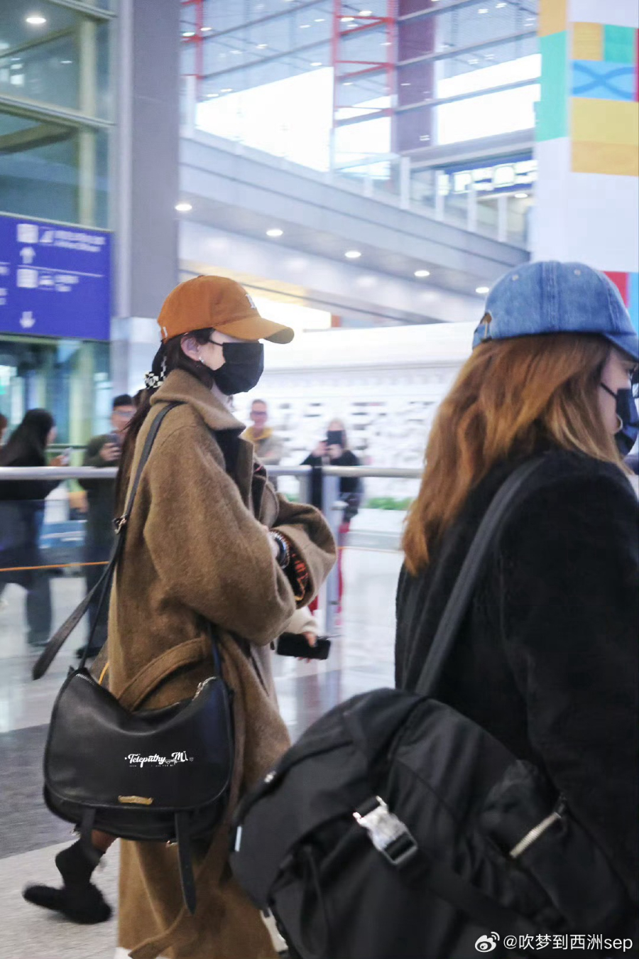 Chrome Hearts Gunslinger Messenger Bag 크롬하츠 건슬링거 메신저 백 1