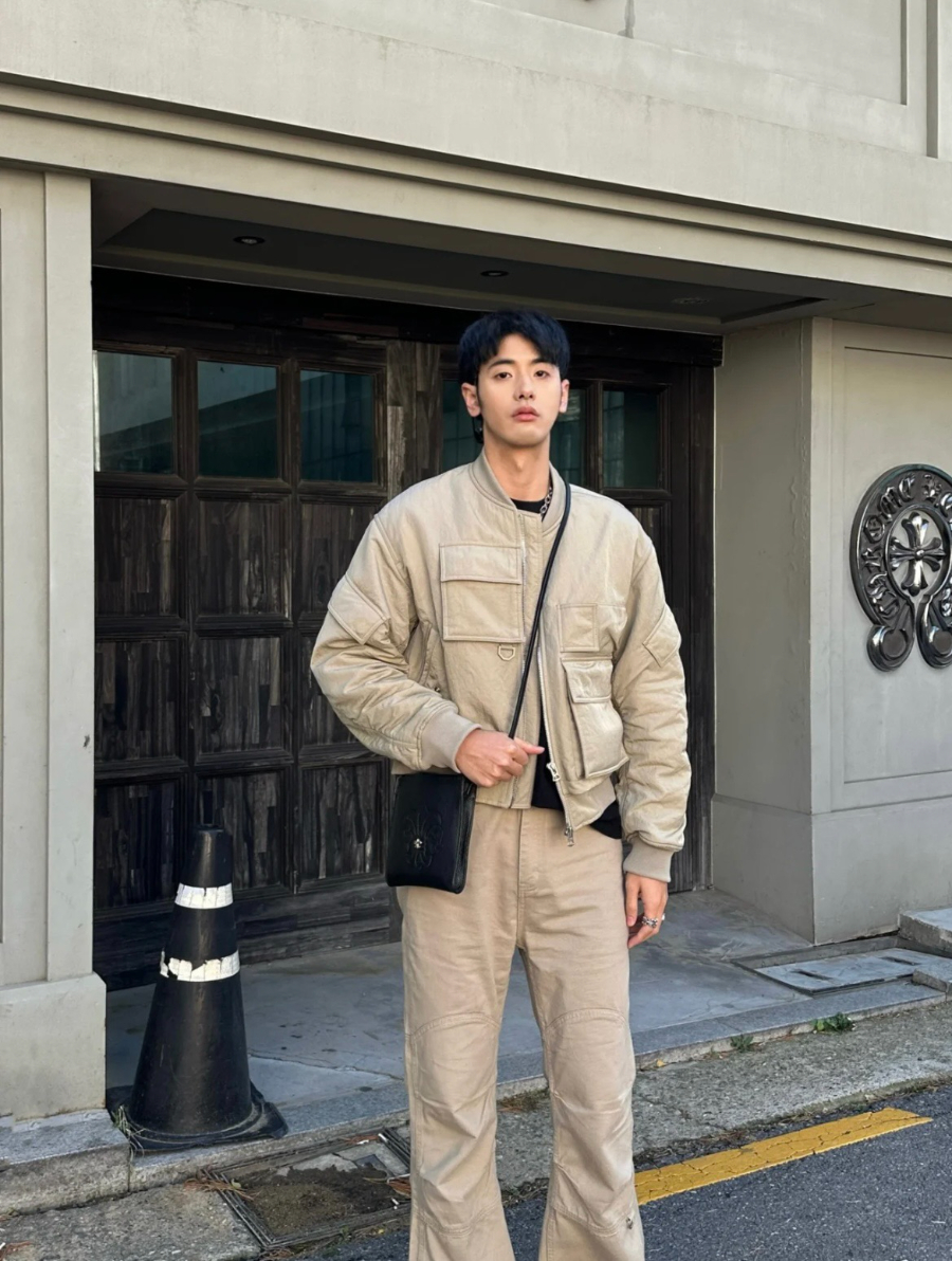 Chrome Hearts Square Pocket Cross Bag 크롬하츠 스퀘어 포켓 크로스 백 2