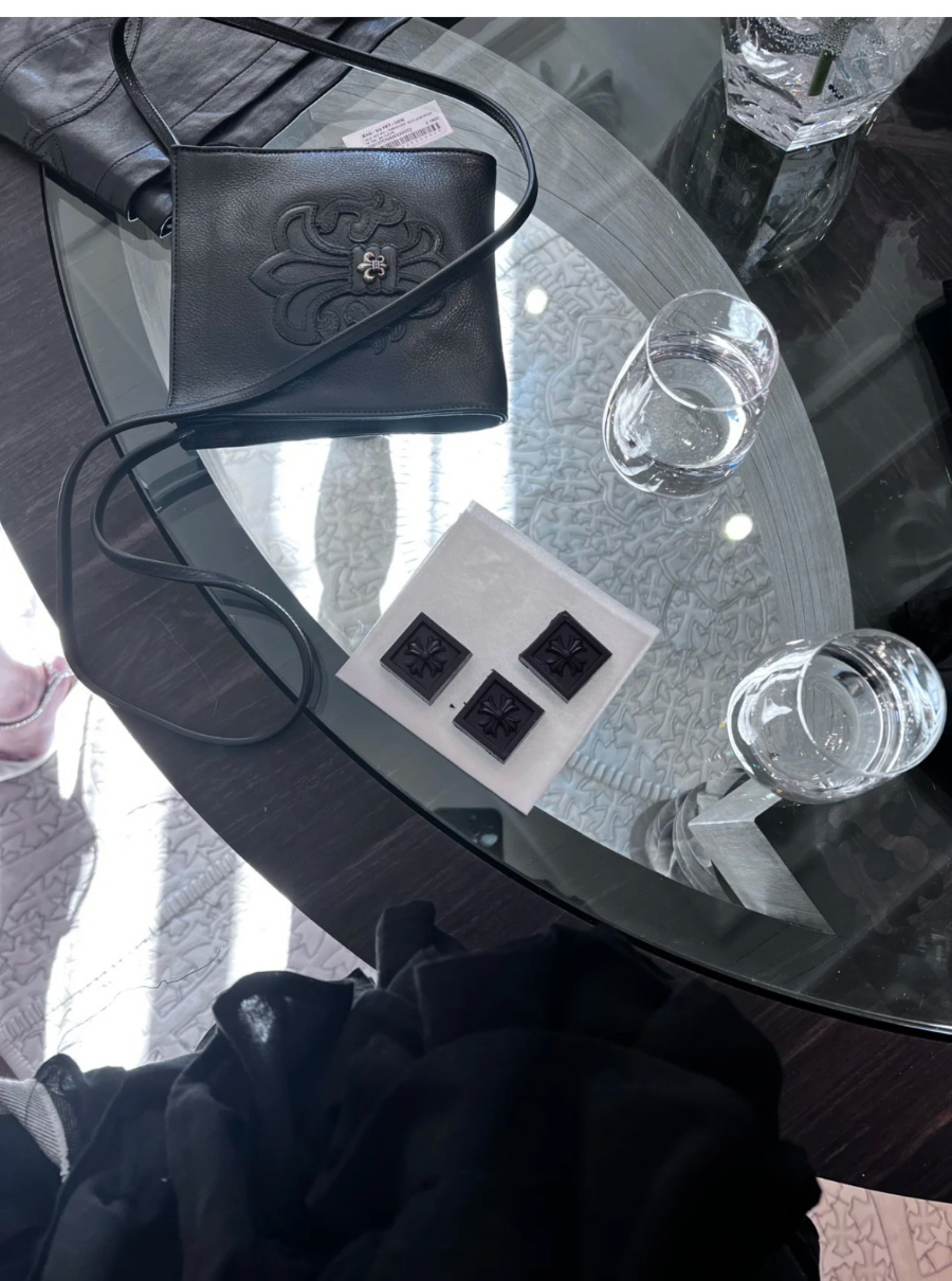 Chrome Hearts Square Pocket Cross Bag 크롬하츠 스퀘어 포켓 크로스 백 29