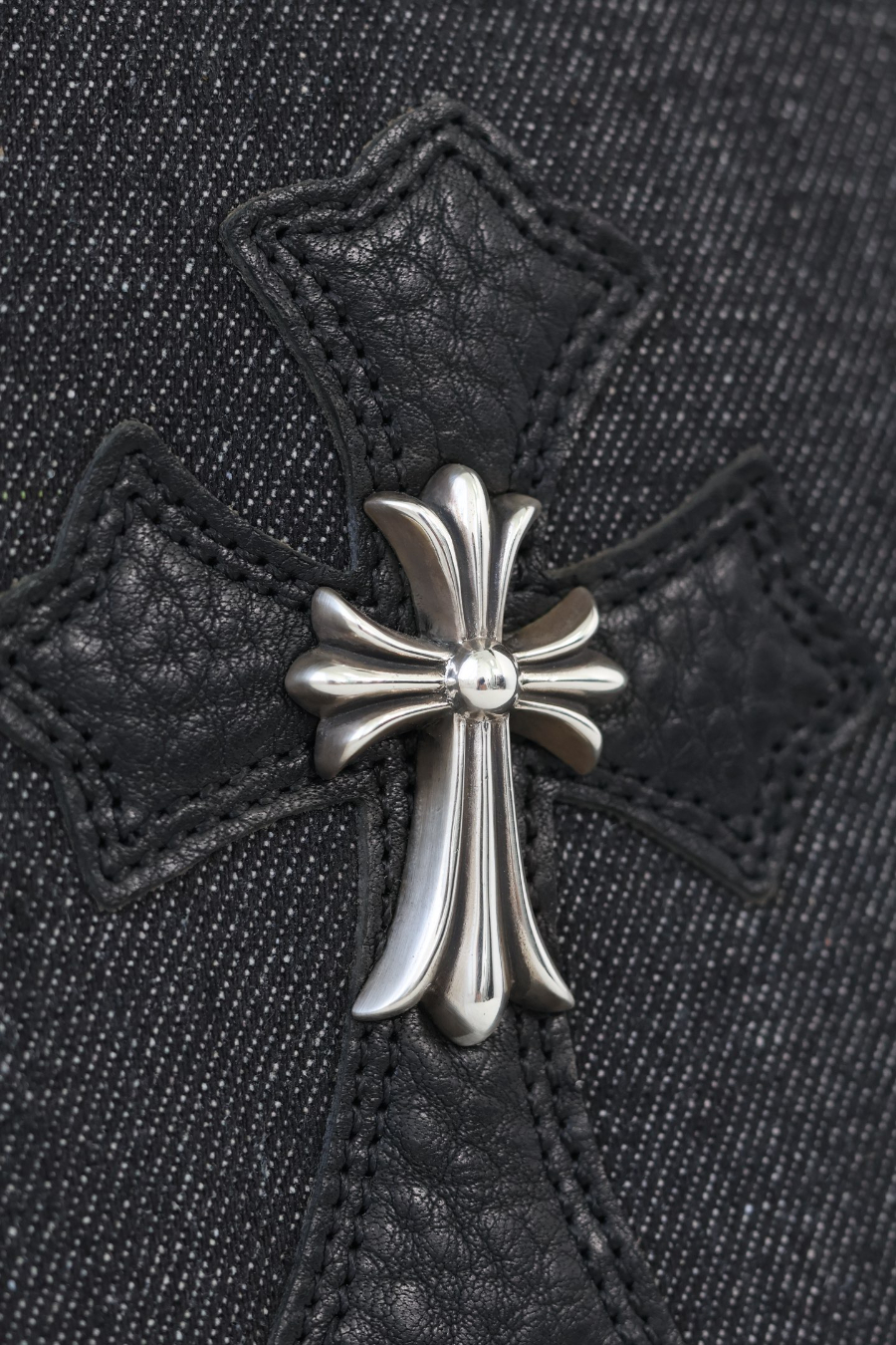 Chrome Hearts Square Pocket Denim Cross Patch Bag 크롬하츠 스퀘어 포켓 데님 십자 패치 크로스 백 22