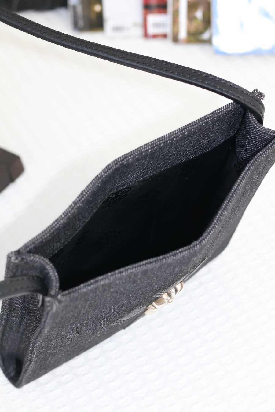 Chrome Hearts Square Pocket Denim Cross Patch Bag 크롬하츠 스퀘어 포켓 데님 십자 패치 크로스 백 26