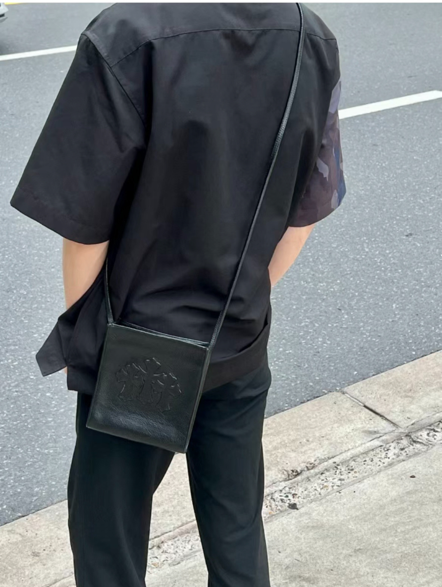 Chrome Hearts Square Pocket Crossbody 크롬하츠 스퀘어 포켓 크로스바디 백 2