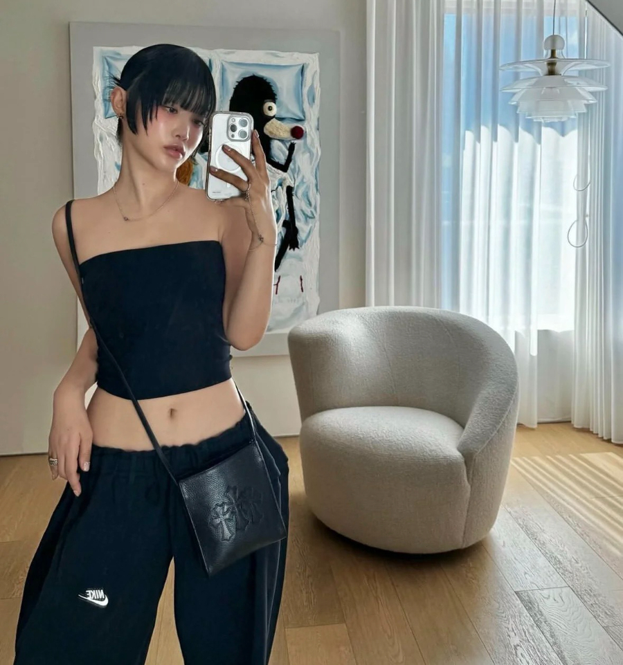 Chrome Hearts Square Pocket Crossbody 크롬하츠 스퀘어 포켓 크로스바디 백 7