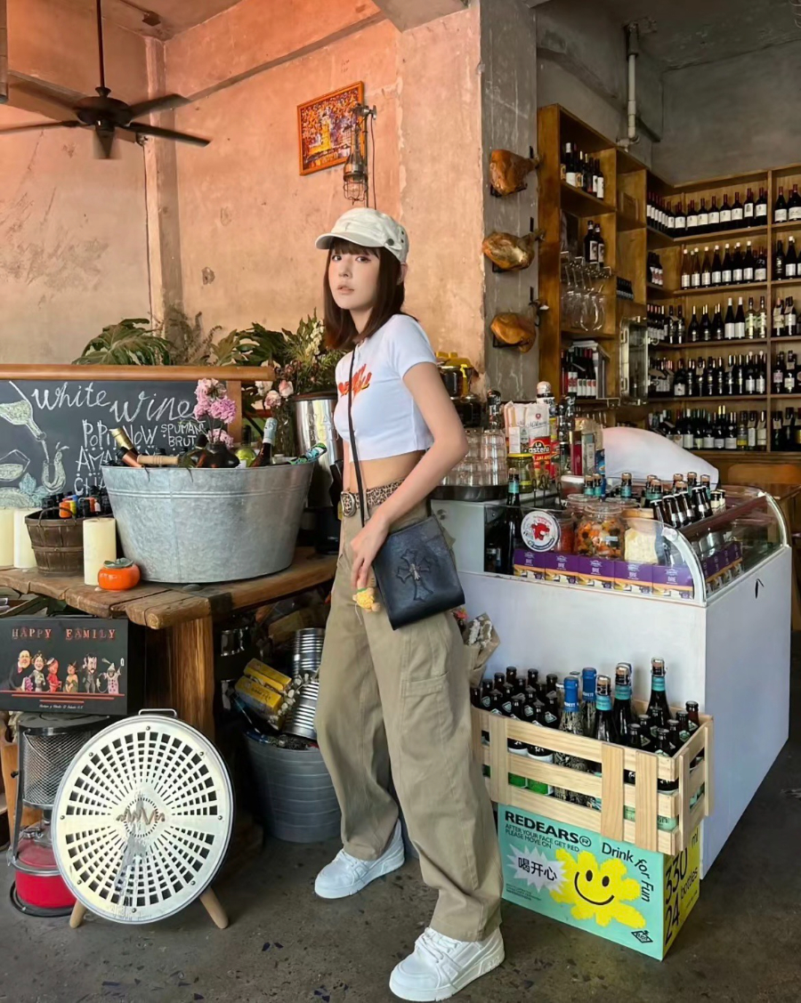 Chrome Hearts Square Pocket Crossbody 크롬하츠 스퀘어 포켓 크로스바디 백 7