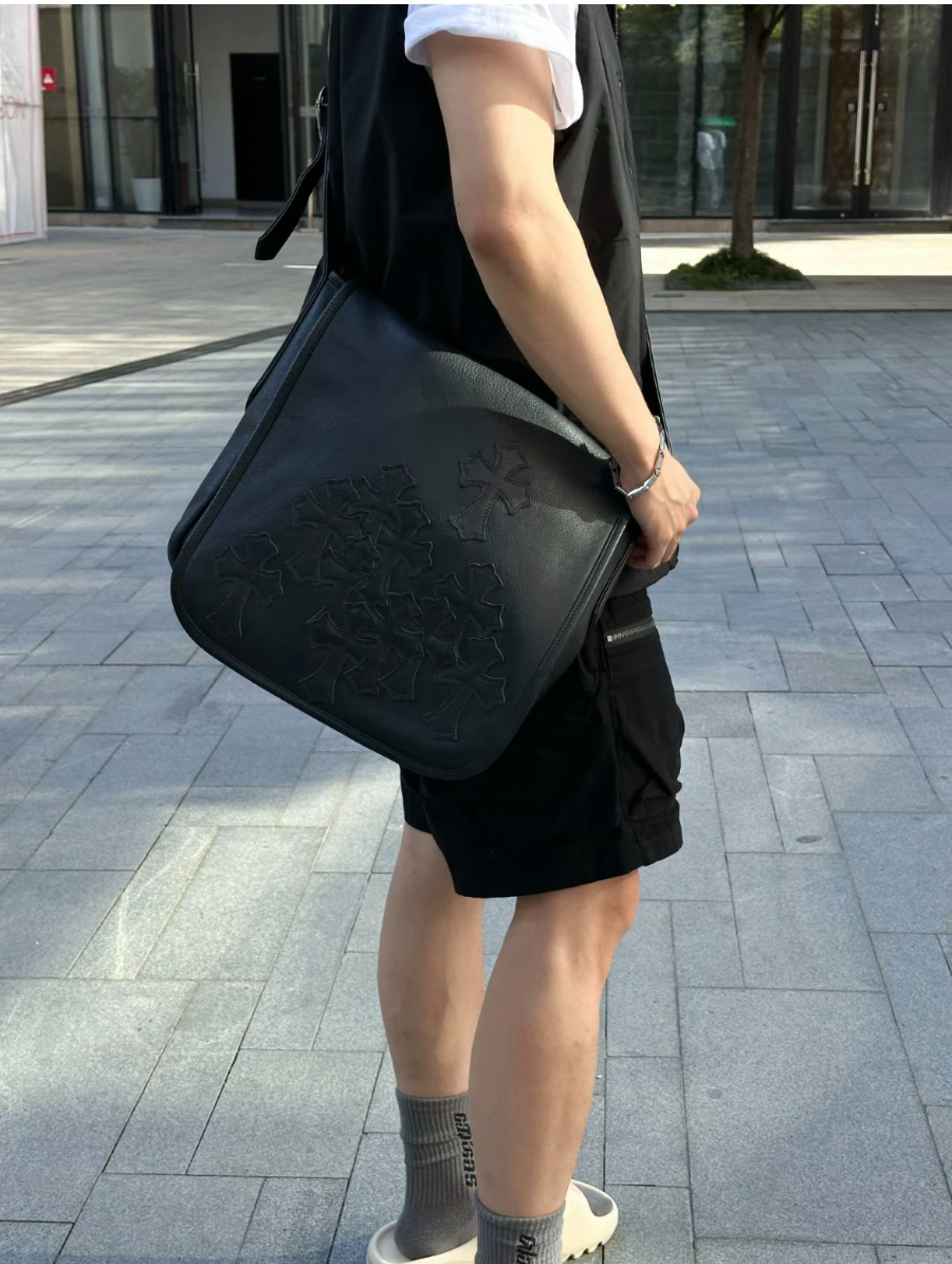 Chrome Hearts All Black Cross Embossed Shoulder Bag 크롬하츠 올블랙 크로스 엠보스 숄더백 6