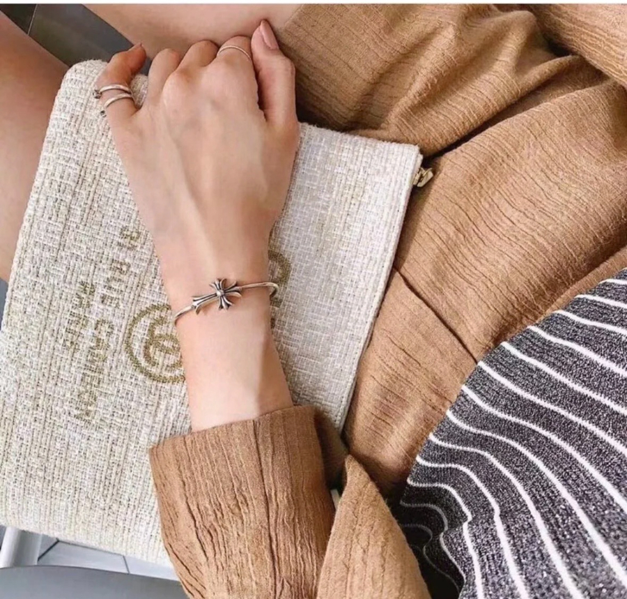 Chrome Hearts H009 Slim Cross Open Cuff Bracelet 크롬하츠 슬림 크로스 오픈 커프 브레이슬릿 6