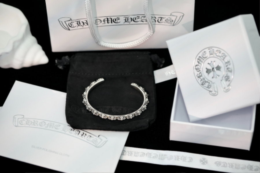 Chrome Hearts H010 Multi Cross Open Cuff Bracelet 크롬하츠 멀티 크로스 오픈 커프 브레이슬릿 1