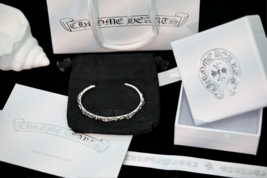 Chrome Hearts SBT Cuff Bracelet 크롬하츠 SBT 커프 브레이슬릿 1