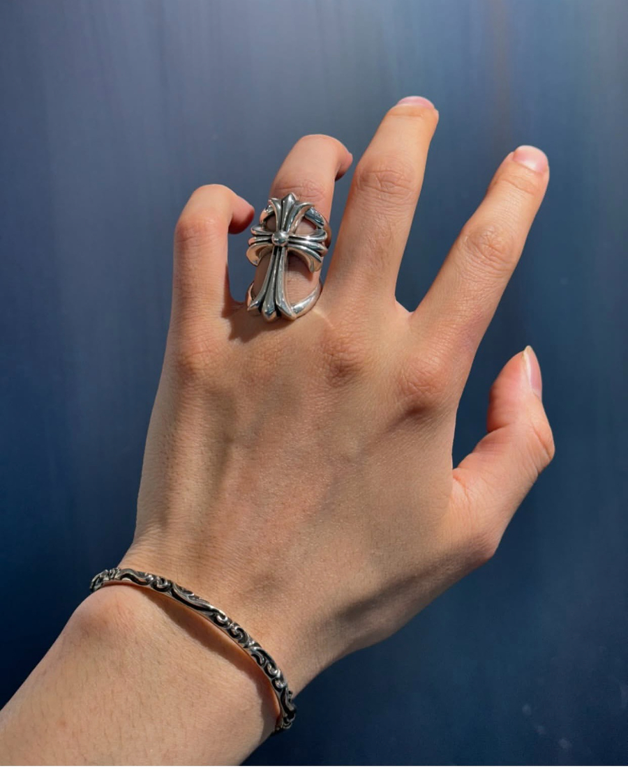 Chrome Hearts Floral Open Cuff Bracelet 크롬하츠 플로럴 오픈 커프 브레이슬릿 2