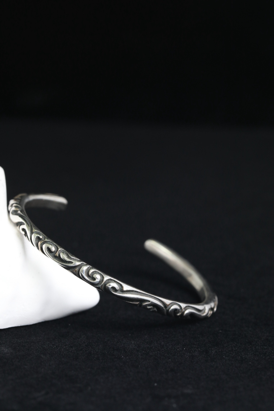 Chrome Hearts Floral Open Cuff Bracelet 크롬하츠 플로럴 오픈 커프 브레이슬릿 11