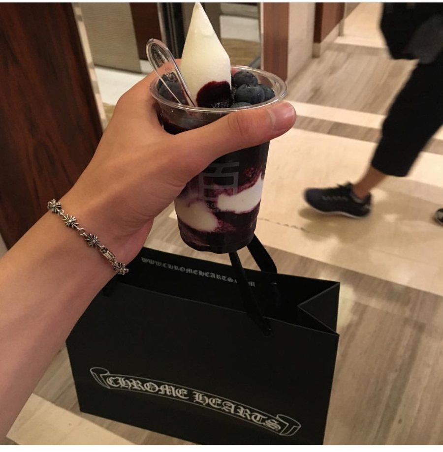 Chrome Hearts Small Cross Bracelet 크롬하츠 스몰 크로스 브레이슬릿 1