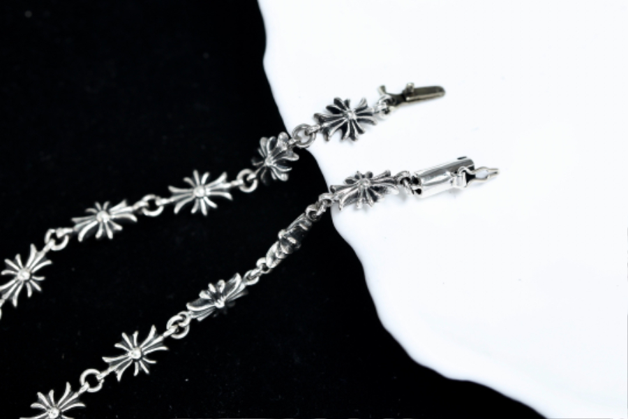 Chrome Hearts Small Cross Bracelet 크롬하츠 스몰 크로스 브레이슬릿 12