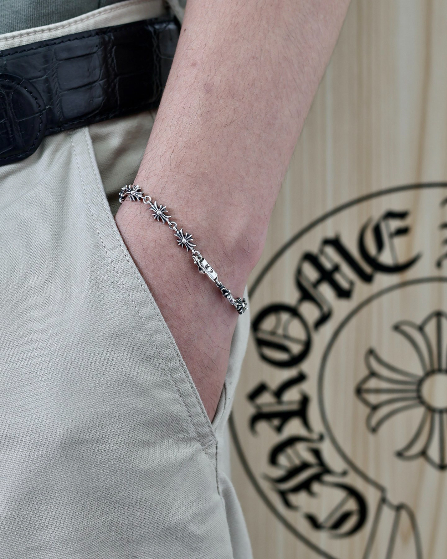 Chrome Hearts Small Cross Bracelet 크롬하츠 스몰 크로스 브레이슬릿 16