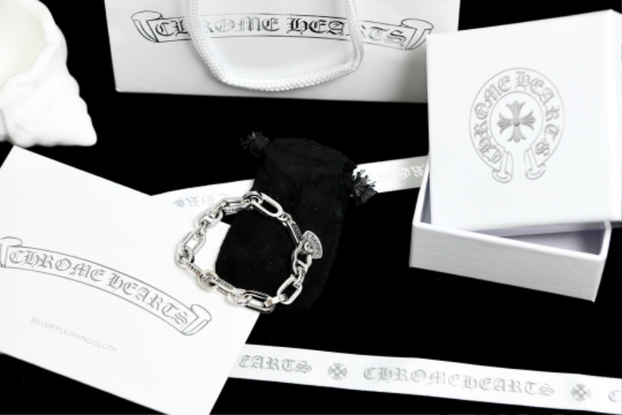 Chrome Hearts Paper E Chain Bracelet 크롬하츠 페이퍼 E 체인 브레이슬릿 1