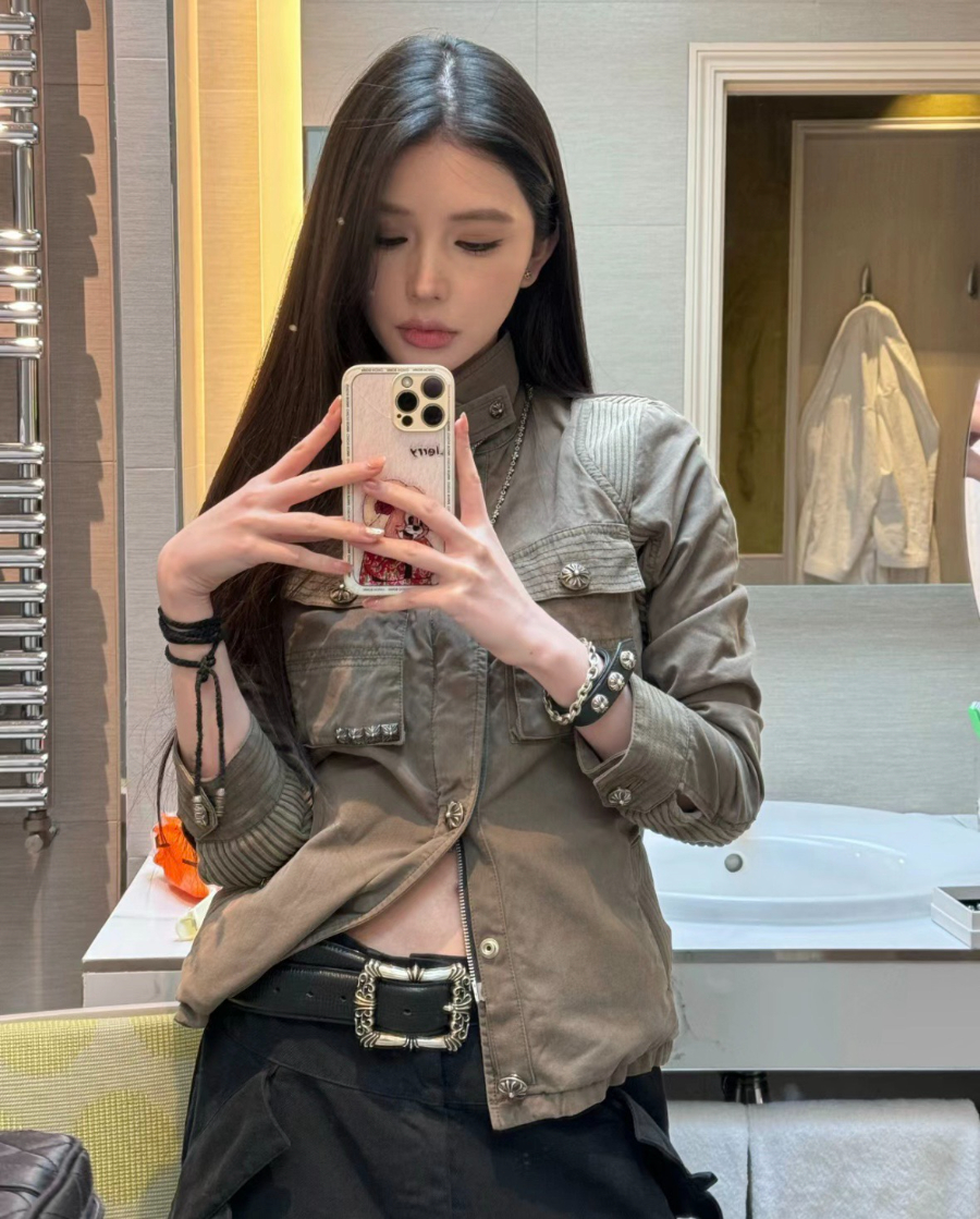 Chrome Hearts Cross Round Stud Leather Bracelet 크롬하츠 크로스 라운드 스터드 레더 브레이슬릿 5