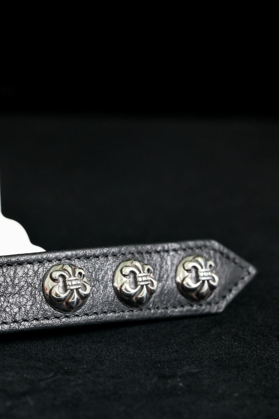 Chrome Hearts Fleur-de-Lis Round Stud Leather Bracelet 크롬하츠 플뢰르 드 리스 라운드 스터드 레더 브레이슬릿 12