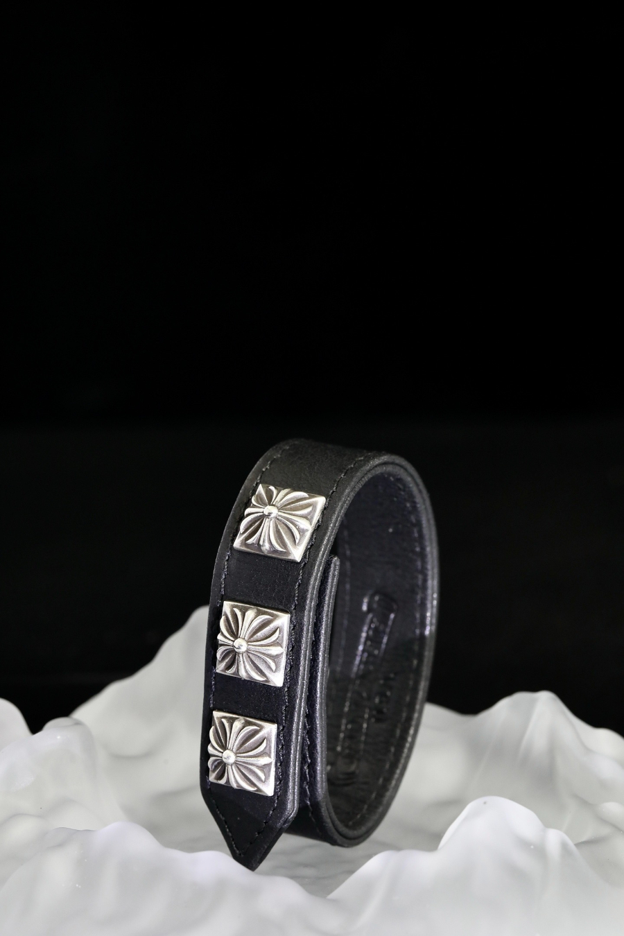 Chrome Hearts Square Cross Stud Leather Bracelet 크롬하츠 스퀘어 크로스 스터드 레더 브레이슬릿 8