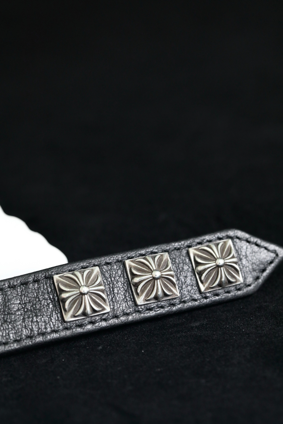 Chrome Hearts Square Cross Stud Leather Bracelet 크롬하츠 스퀘어 크로스 스터드 레더 브레이슬릿 13
