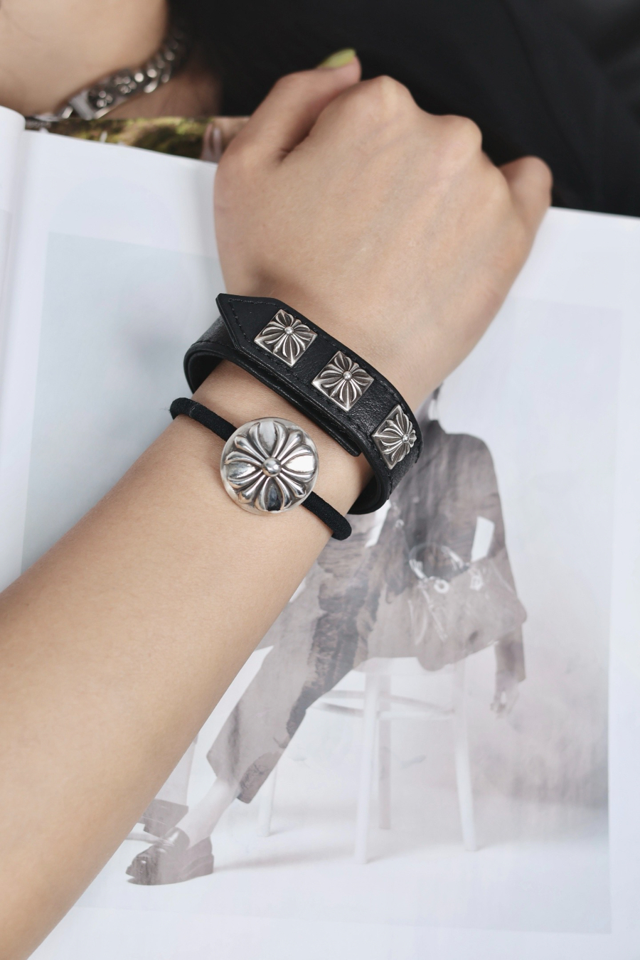 Chrome Hearts Square Cross Stud Leather Bracelet 크롬하츠 스퀘어 크로스 스터드 레더 브레이슬릿 19