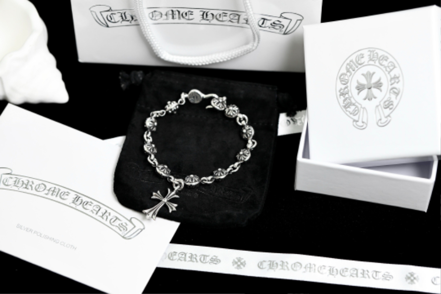 Chrome Hearts Cross & Floral Bead Bracelet 크롬하츠 십자가 플로럴 비즈 팔찌 1