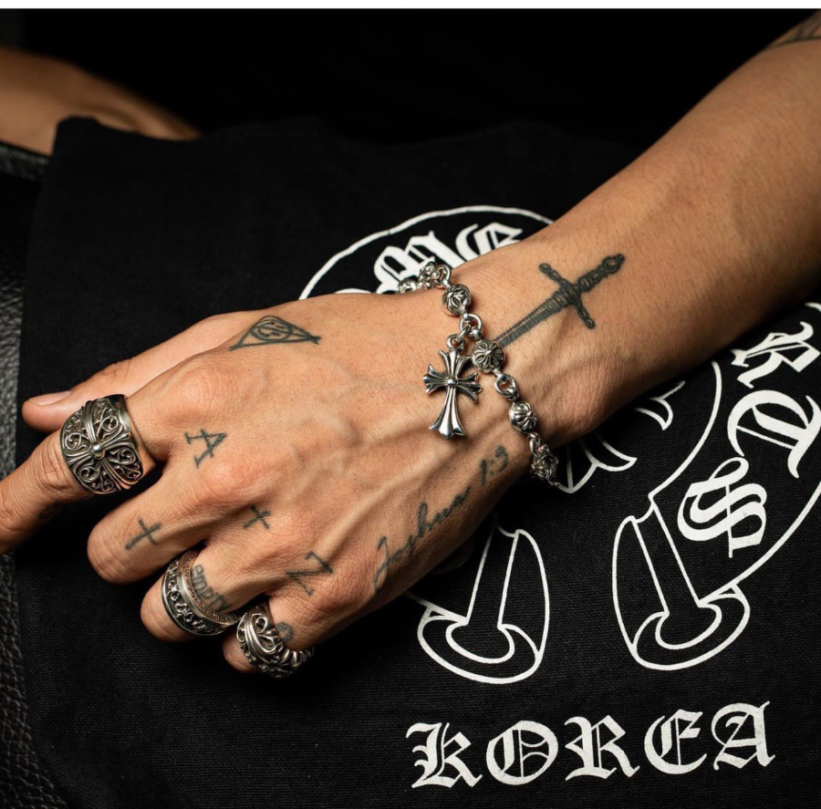 Chrome Hearts Cross & Floral Bead Bracelet 크롬하츠 십자가 플로럴 비즈 팔찌 4