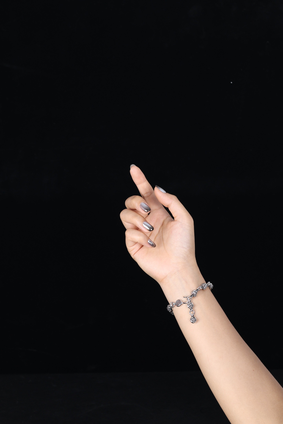 Chrome Hearts Claw Round Bead Bracelet 크롬하츠 이글클로(발톱) 원형 비즈 팔찌 3