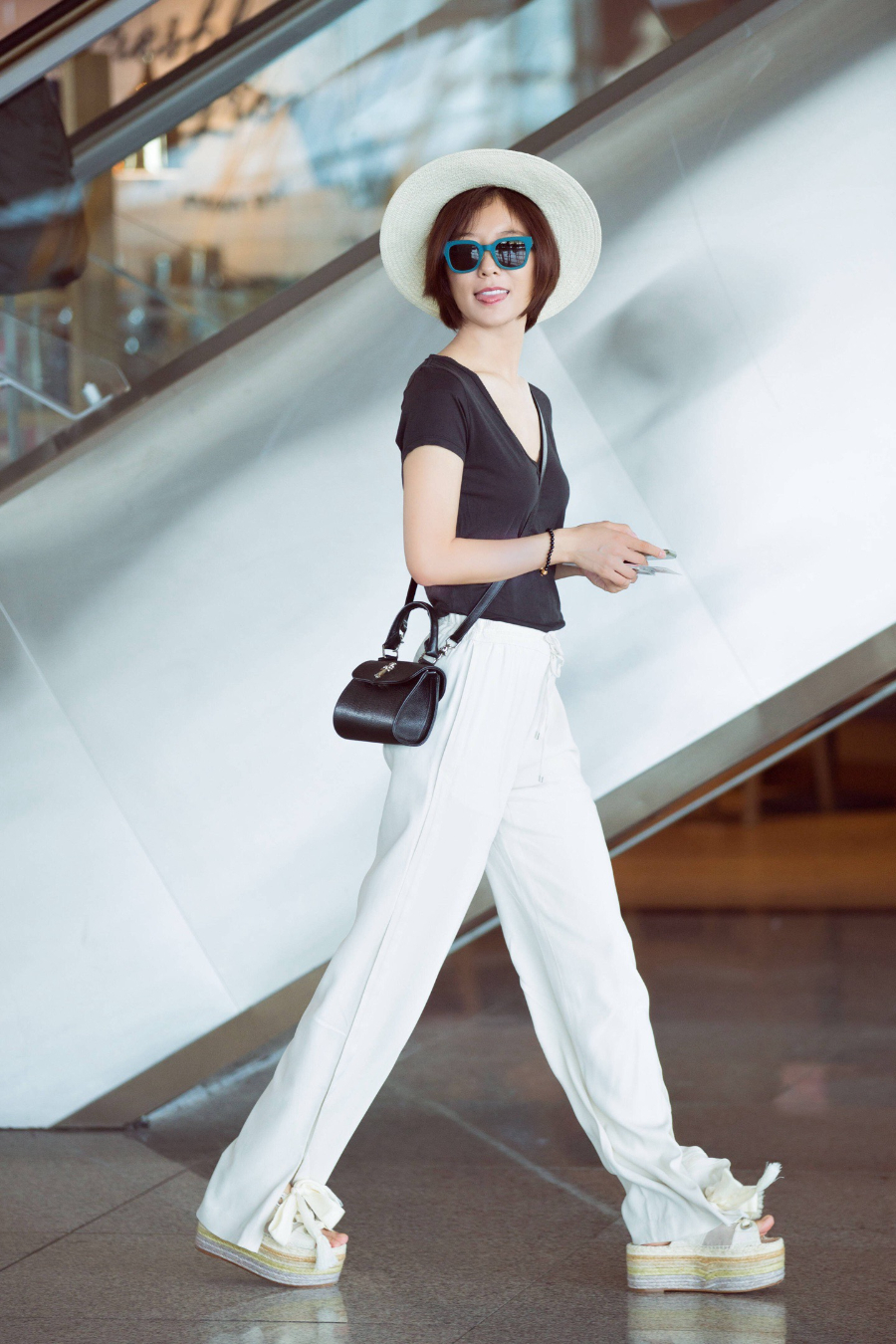 Chrome Hearts Doc Adams Cross Bag 크롬하츠 닥 아담스 크로스백 1