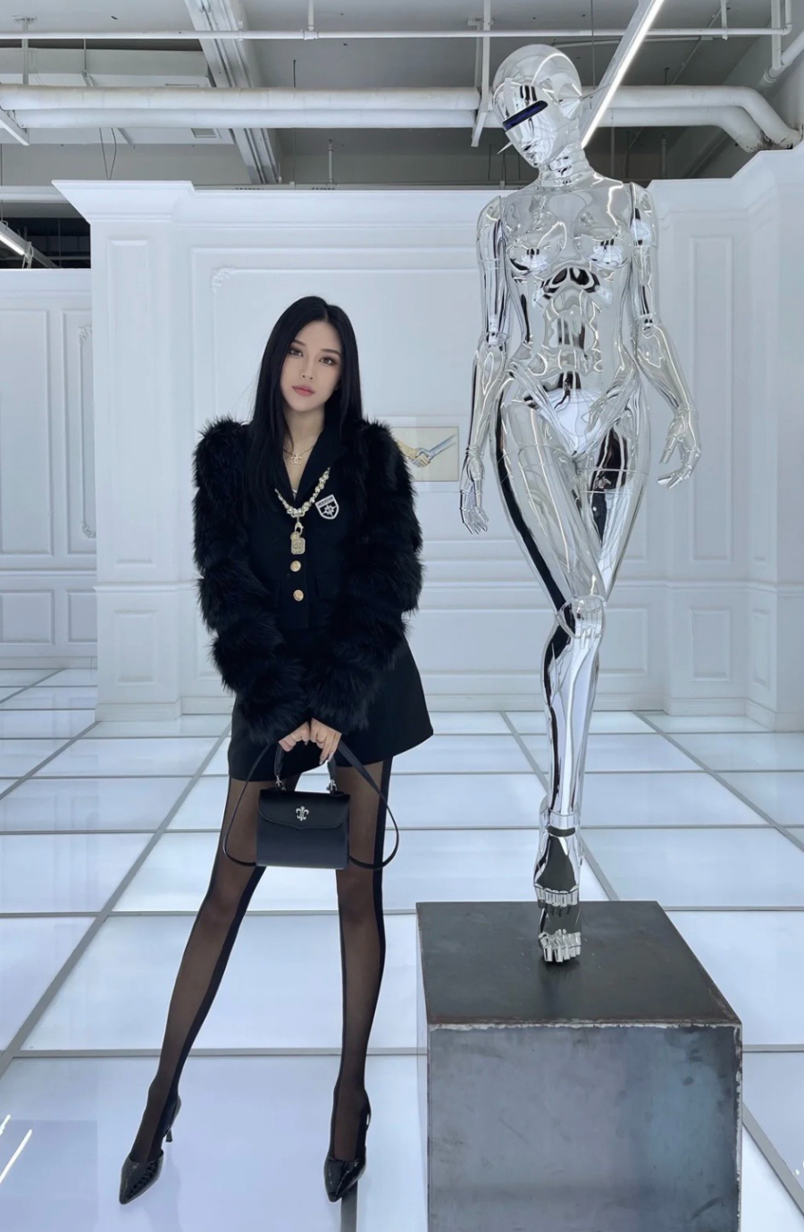 Chrome Hearts Doc Adams Fleur-de-Lis Bag 크롬하츠 닥 아담스 백합 플뢰르 드 리스 백 2