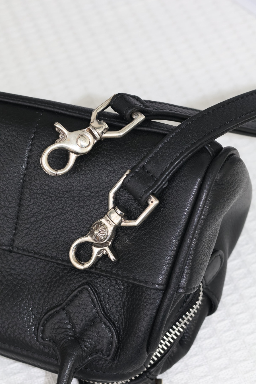 Chrome Hearts Mochita Mini Bag 크롬하츠 모치타 미니 핸드백 22