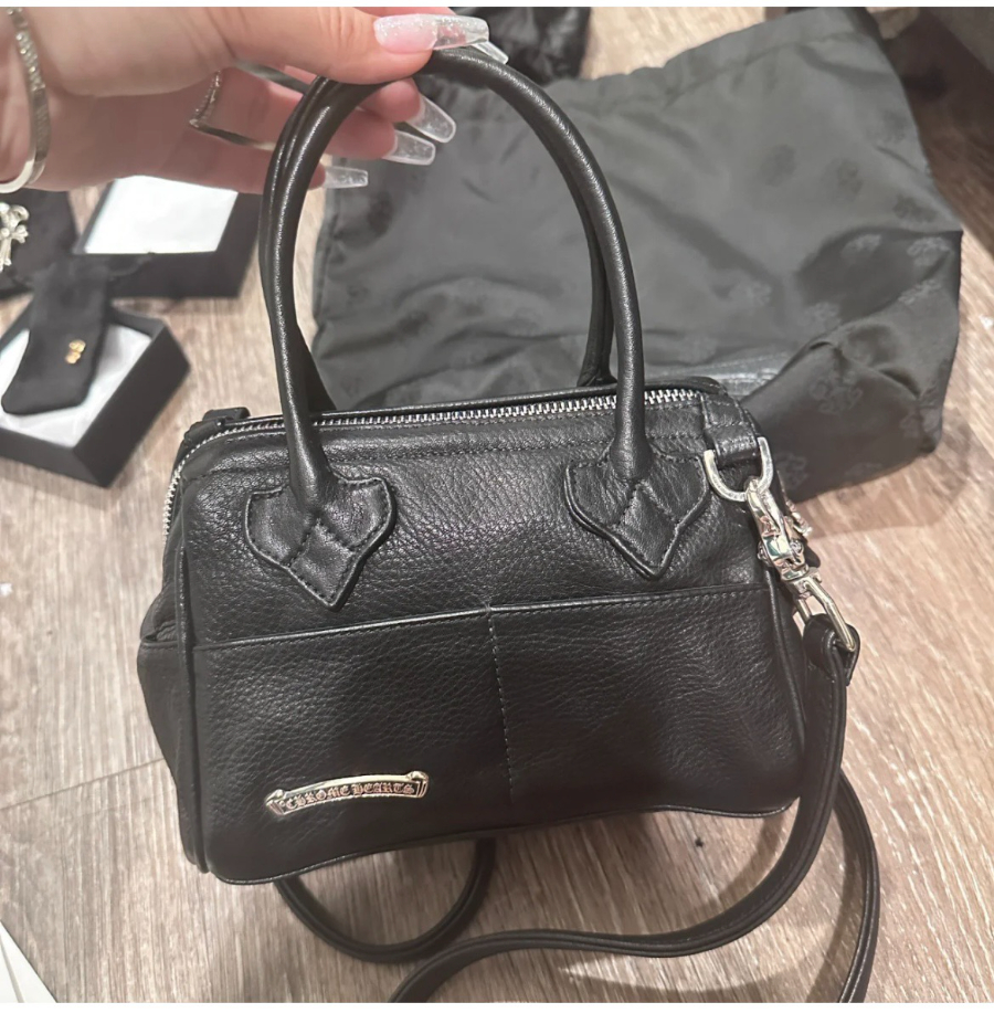 Chrome Hearts Mochita Mini Bag 크롬하츠 모치타 미니 핸드백 29
