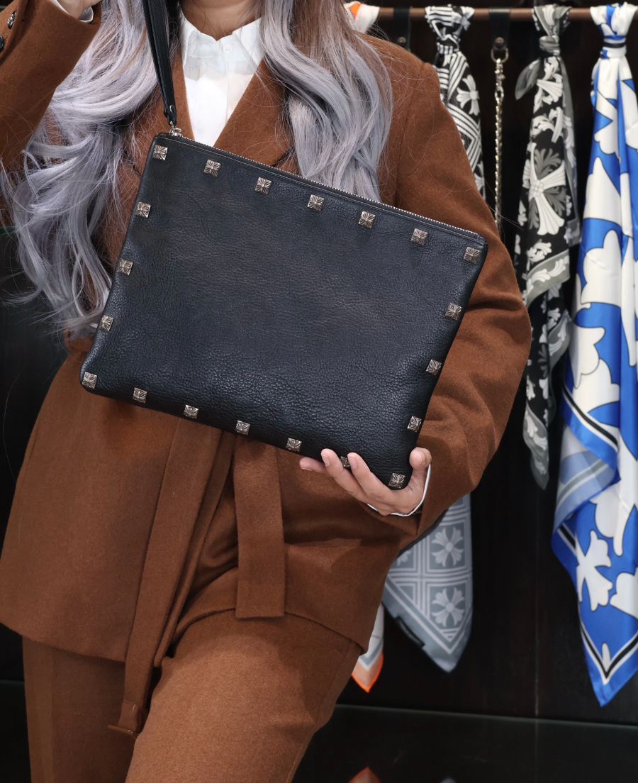 Chrome Hearts Square Stud Clutch Bag 크롬하츠 사방 스터드 클러치 백 5