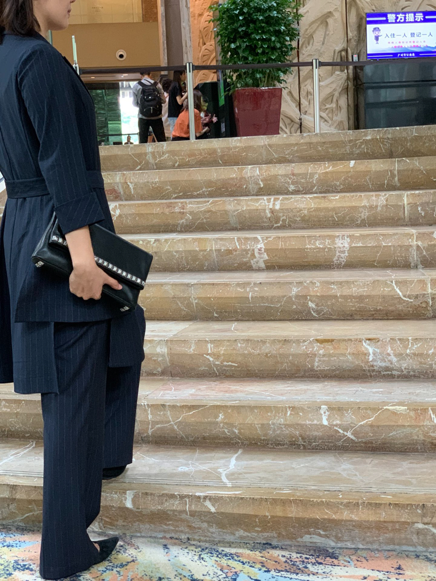 Chrome Hearts Crash Studded Lambskin Clutch 크롬하츠 크래시 원라인 스터드 클러치 1