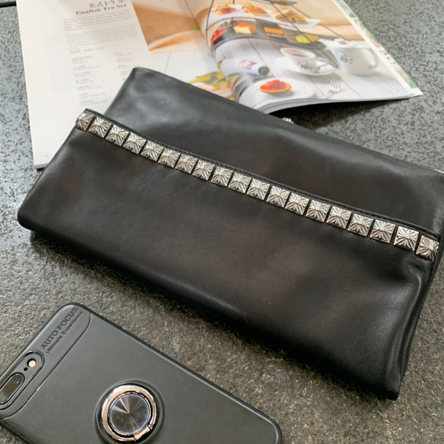 Chrome Hearts Crash Studded Lambskin Clutch 크롬하츠 크래시 원라인 스터드 클러치 27