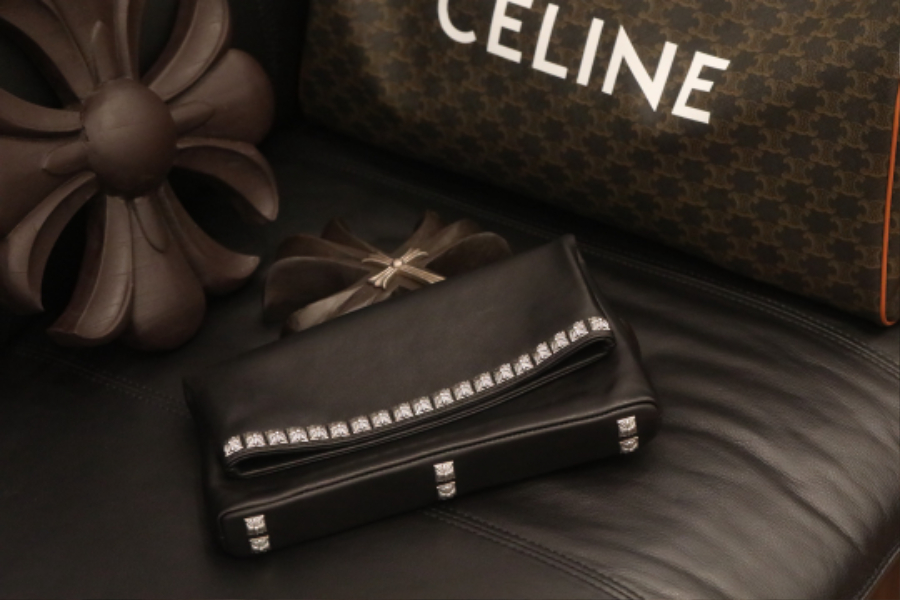 Chrome Hearts Crash Studded Lambskin Clutch 크롬하츠 크래시 원라인 스터드 클러치 28