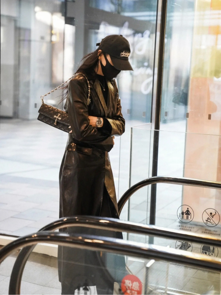 Chrome Hearts Quilted Cross Chain Clutch 크롬하츠 십자 퀼팅 체인 클러치 3