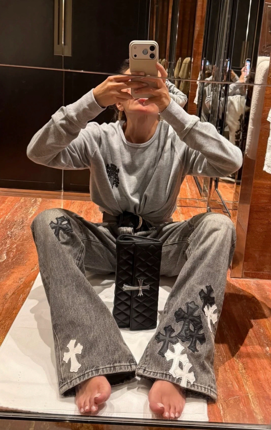 Chrome Hearts Quilted Cross Chain Clutch 크롬하츠 십자 퀼팅 체인 클러치 33