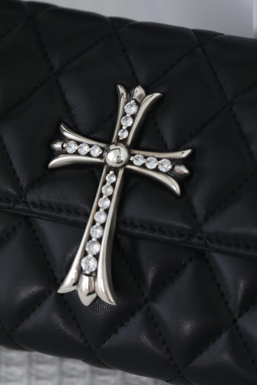 Chrome Hearts Quilted Cross Chain Clutch 크롬하츠 퀼팅 크로스 체인 클러치 21