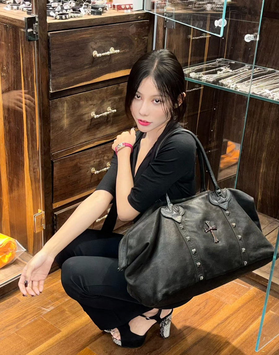 Chrome Hearts Square Cross Travel Bag 크롬하츠 스퀘어 크로스 트래블 백 10