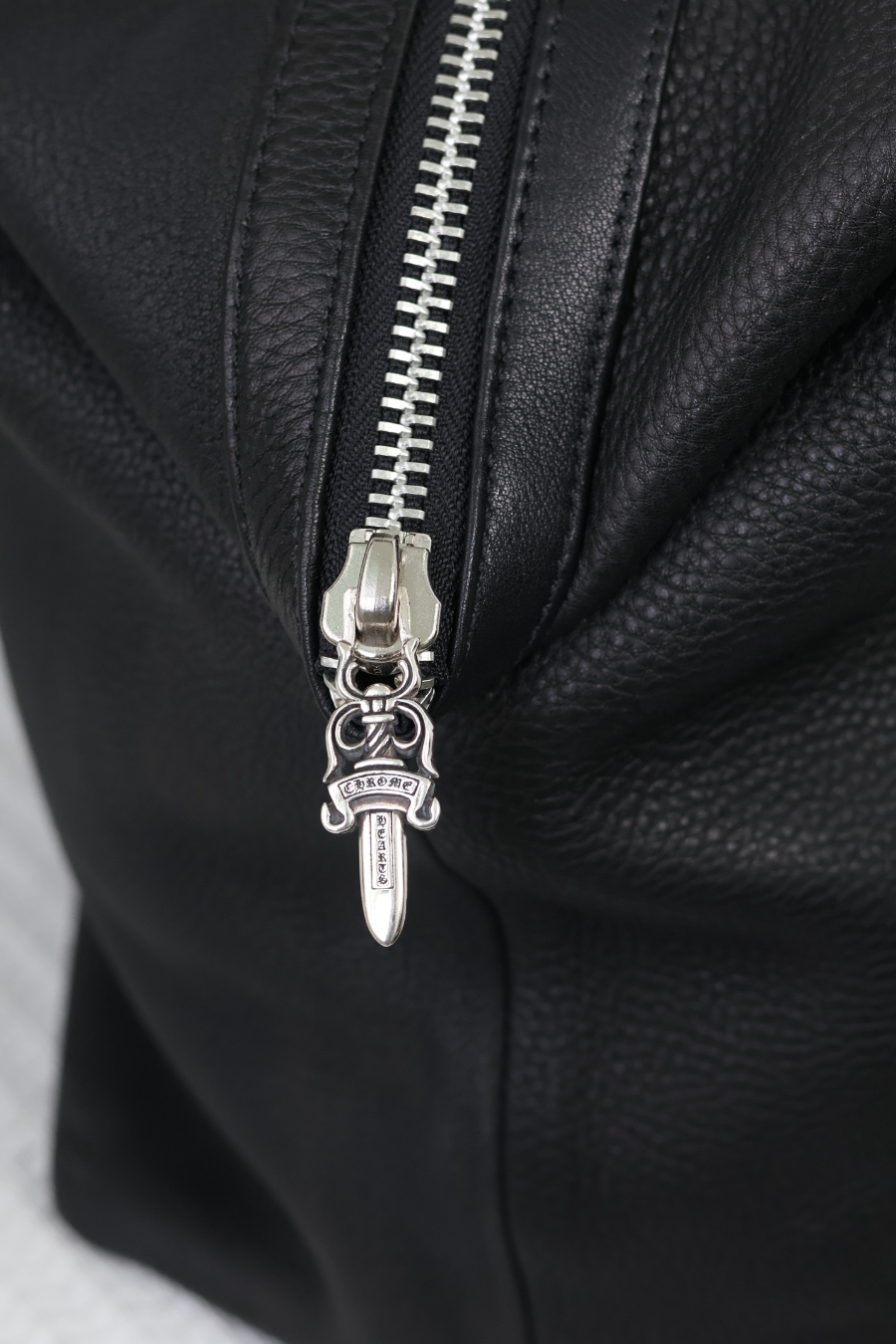 Chrome Hearts Square Cross Travel Bag 크롬하츠 스퀘어 크로스 트래블 백 27