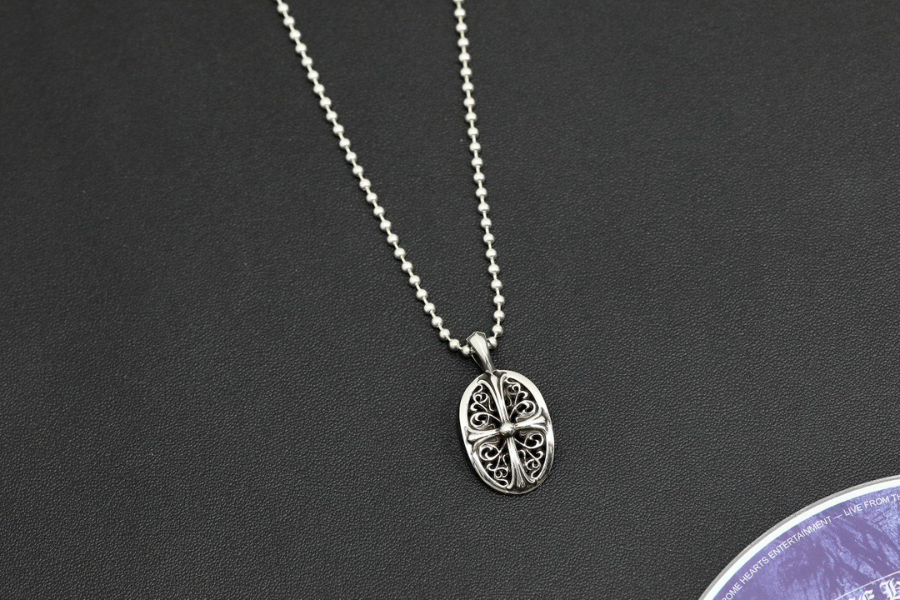 Chrome Hearts Oval Cross Pendant 크롬하츠 오벌 크로스 펜던트 3