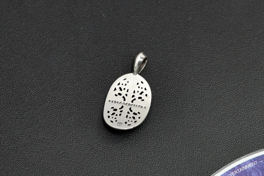 Chrome Hearts Oval Cross Pendant 크롬하츠 오벌 크로스 펜던트 10