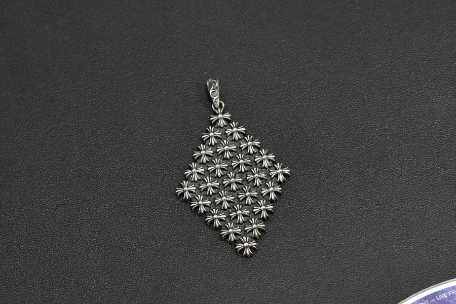 Chrome Hearts Diamond Full Star Pendant 크롬하츠 다이아몬드 풀 스타 펜던트 4