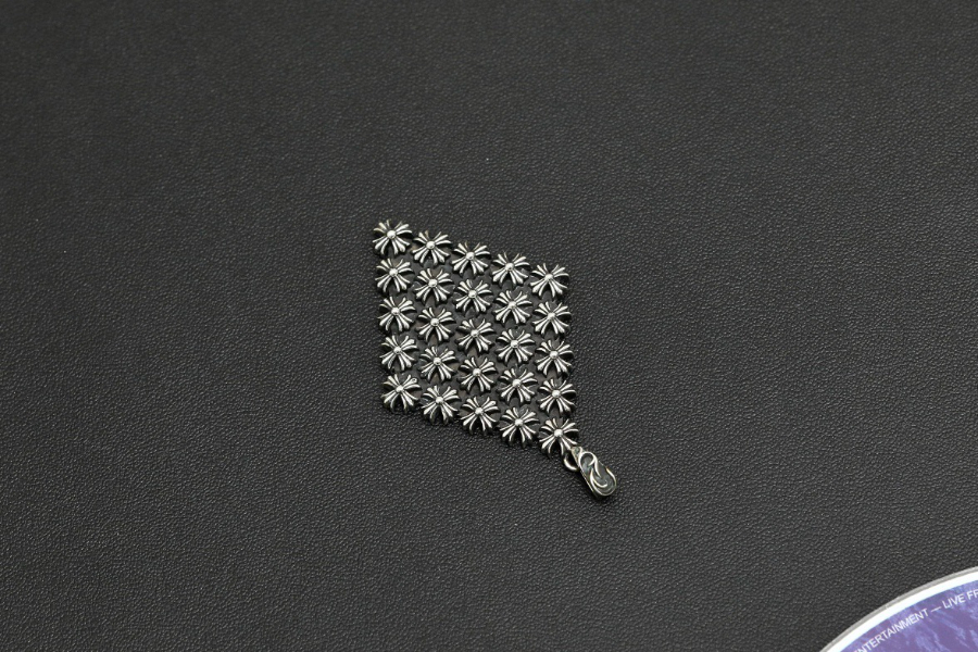 Chrome Hearts Diamond Full Star Pendant 크롬하츠 다이아몬드 풀 스타 펜던트 6