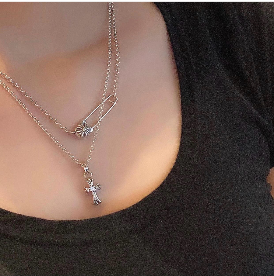 Chrome Hearts Mini Cross Single Diamond Pendant 크롬하츠 미니 십자 싱글 다이아 펜던트 1